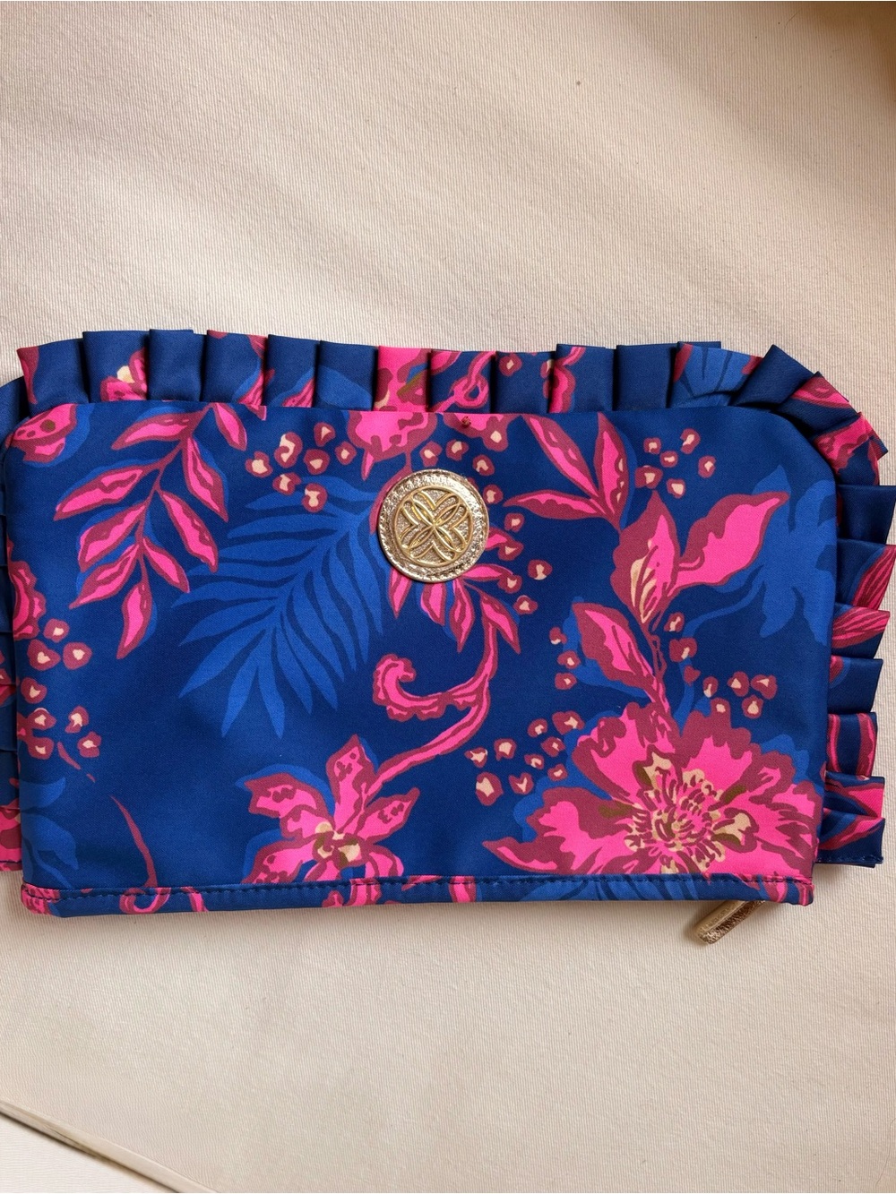 NWT Lilly Pulitzer Never Ending Summer Ruffle Pouchette Clutch Bag Blue Med GWP